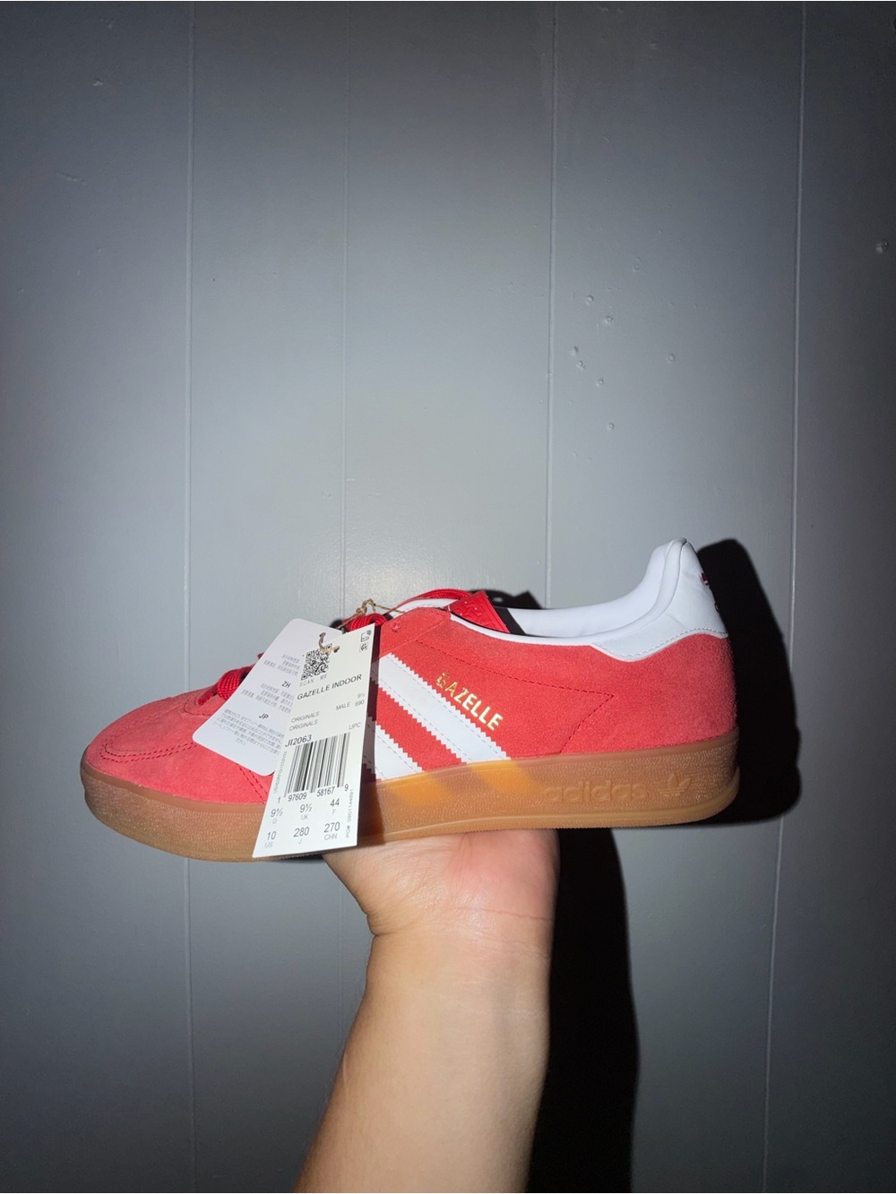 Men Adidas Gazelle shoes Size 10
